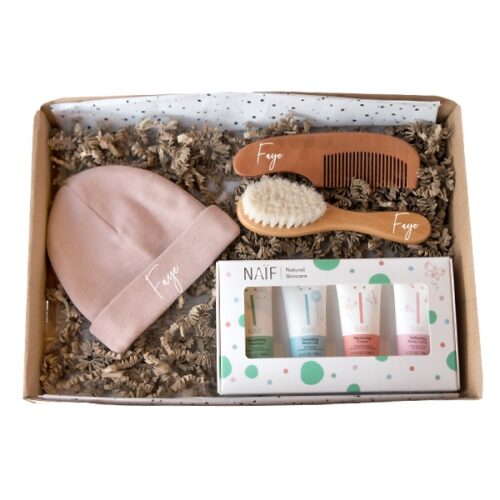 giftbox mutsje haarsetje naif met naam